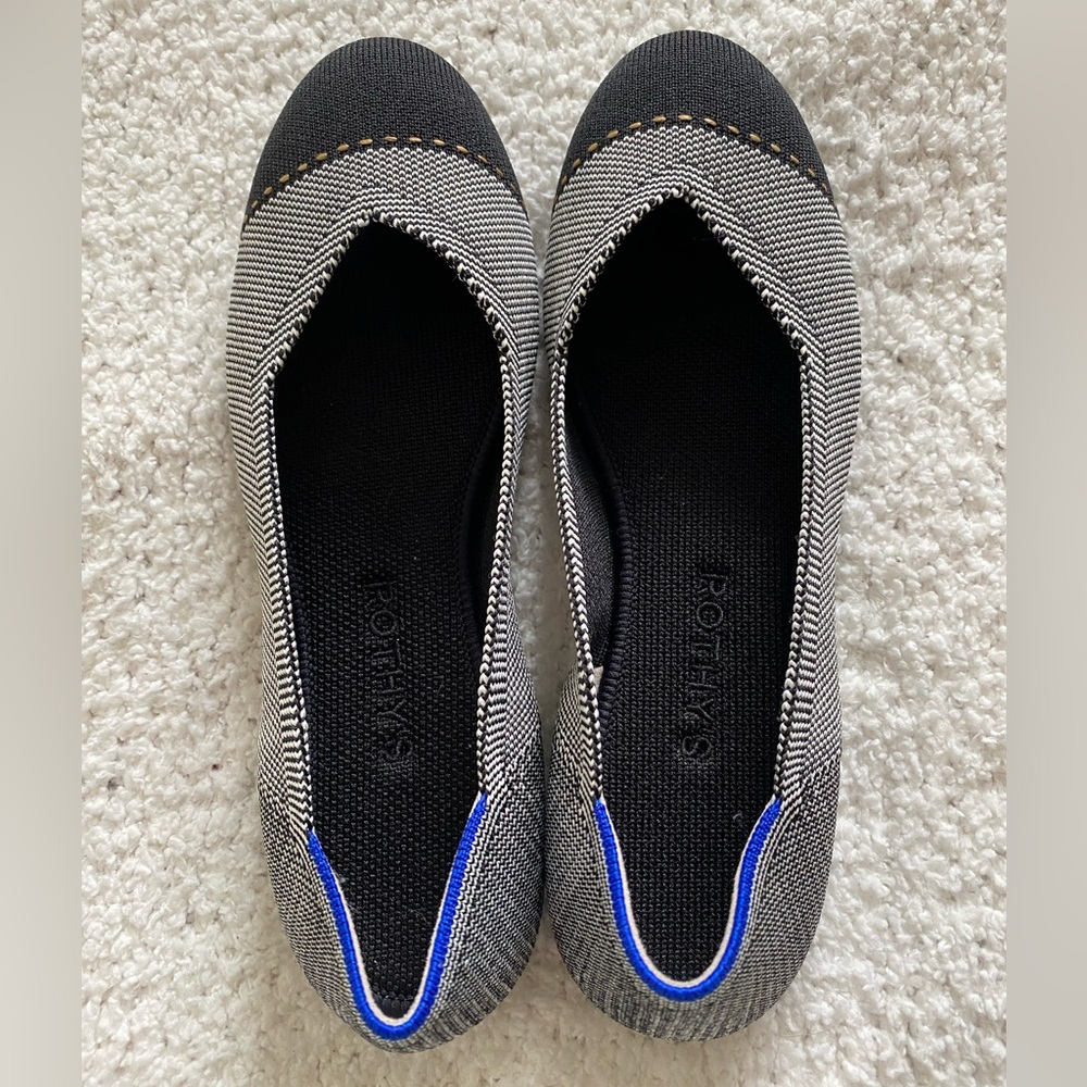 Rothys flat size 7.5 Grey Mist Captoe - new in box